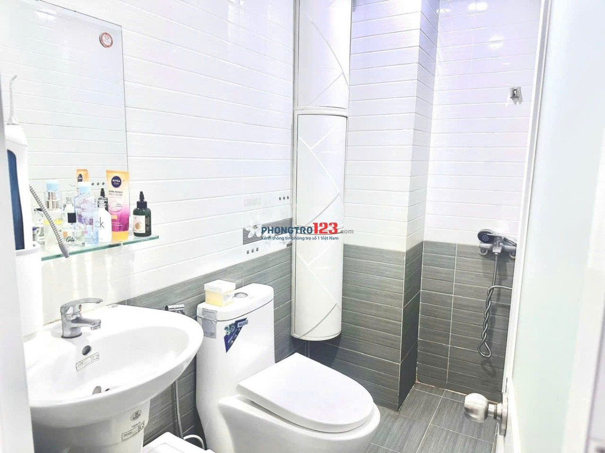 Nhà trọ giá rẻ đẹp ,mới toanh , 20m2 tại tạ quang bửu ,P4, 8, HCM, 4 triệu ngay trung tâm Q 8, 1, 5
