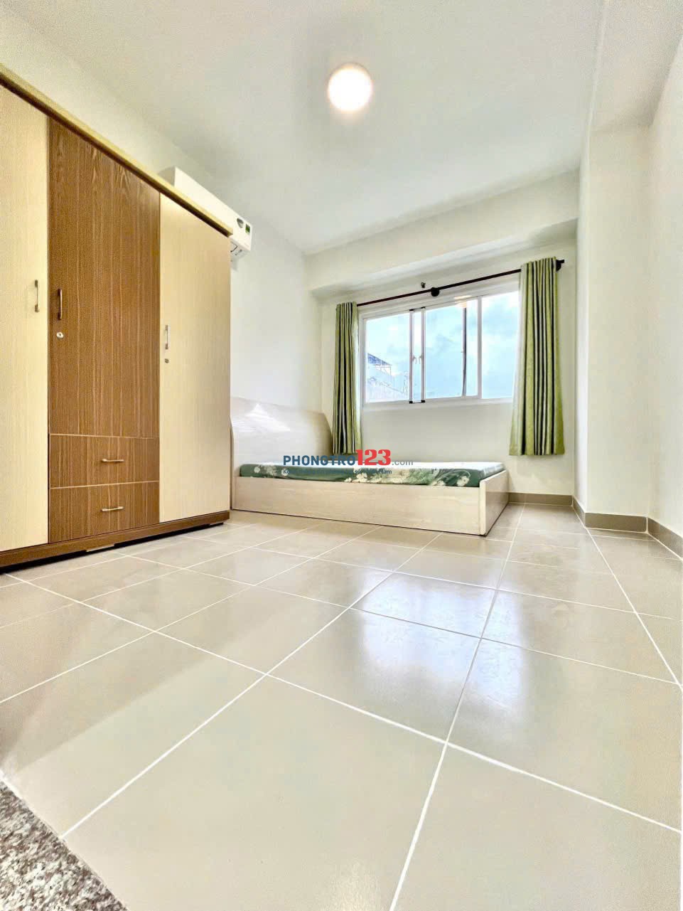 Chung cư Tân Phước Plaza, P7, Q11: 12tr/th, 2PN, Ko Nội thất, 77m2.