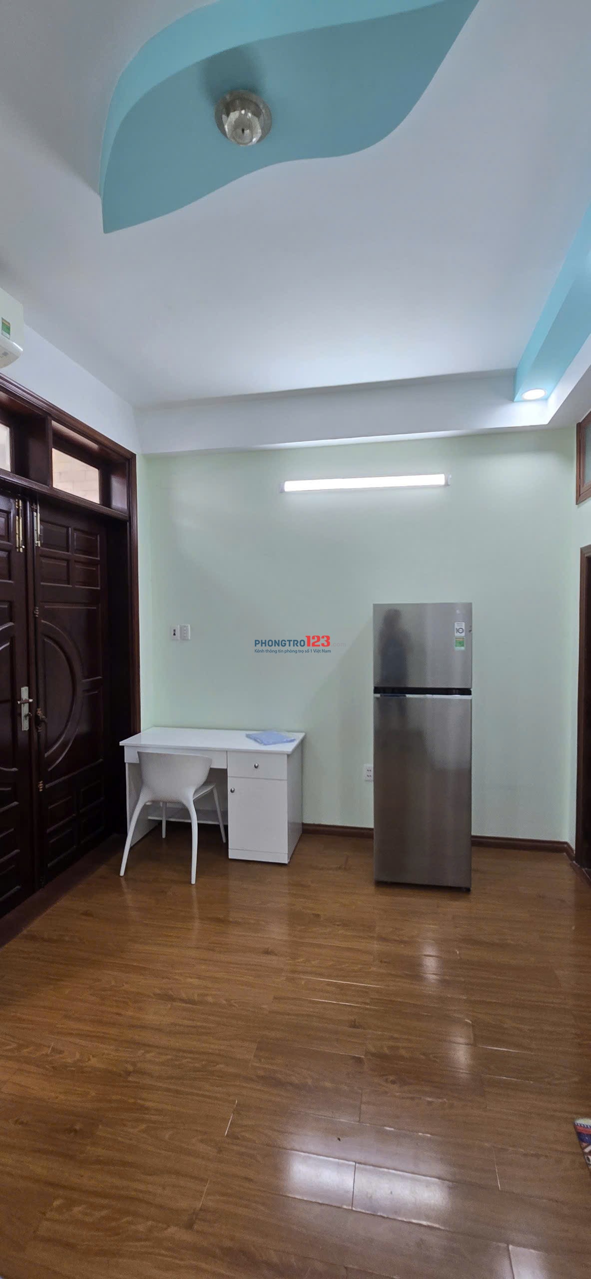 Cho thuê phòng giá rẻ, sạch đẹp, an ninh, gần trường Đại Học Marketing, Quận 7. LH 0987899899