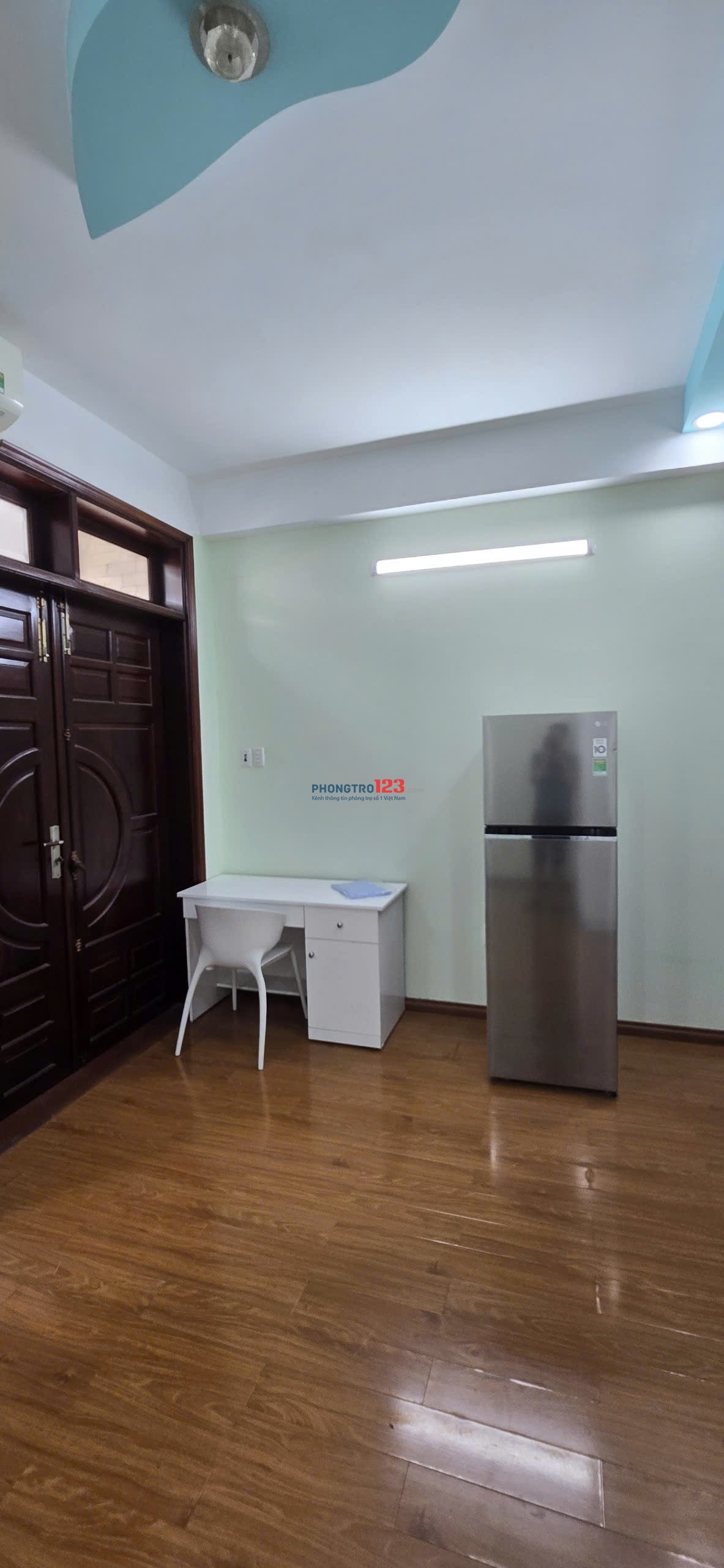 Cho thuê phòng giá rẻ, sạch đẹp, an ninh, gần trường Đại Học Marketing, Quận 7. LH 0987899899