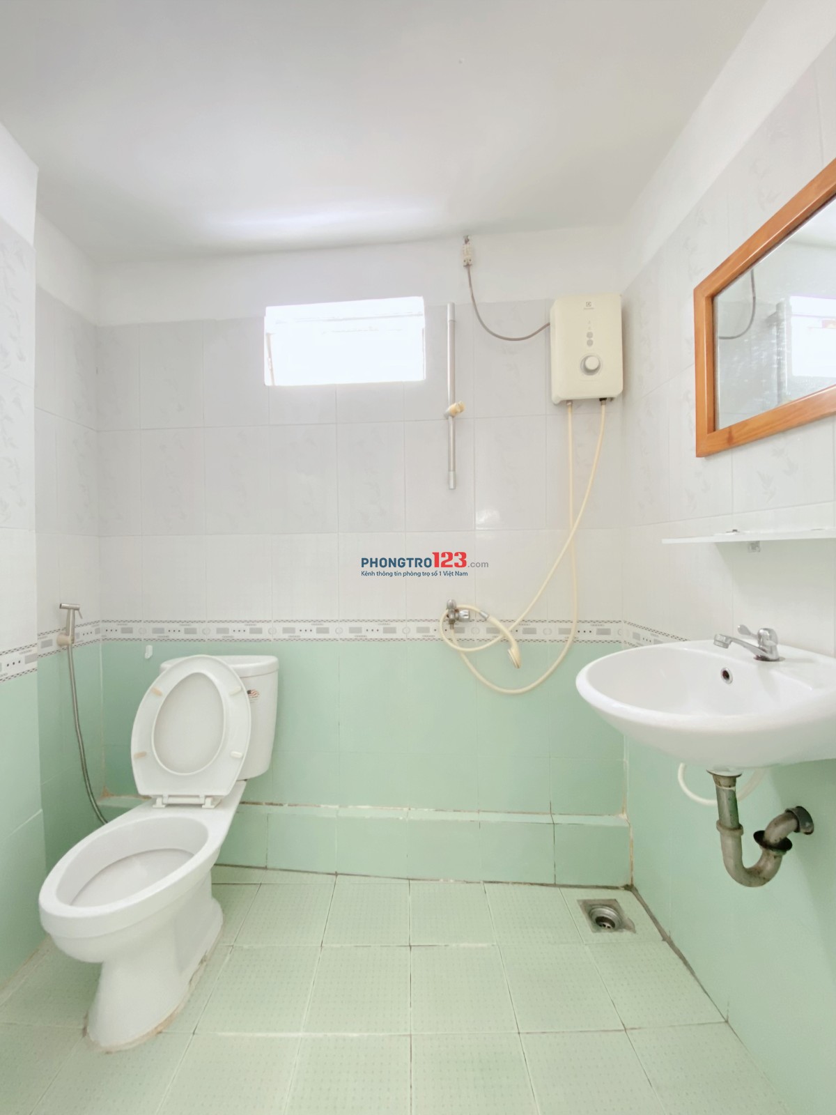 CHO THUÊ PHÒNG GIÁ RẺ - CỬA SỔ TẠI P17 BÌNH THẠNH