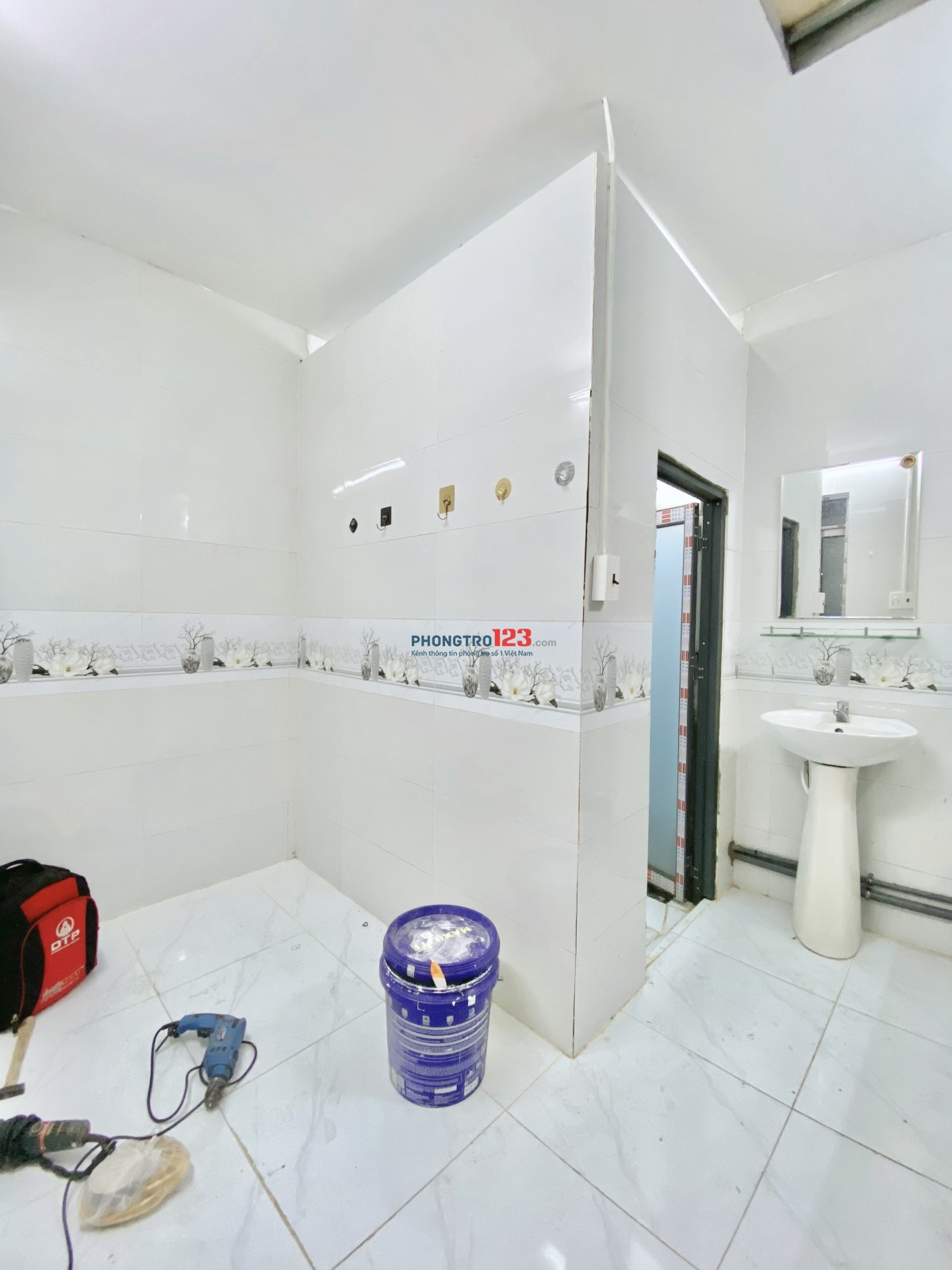 CHO THUÊ PHÒNG GIÁ RẺ TẠI ĐƯỜNG ĐỖ XUÂN HỢP