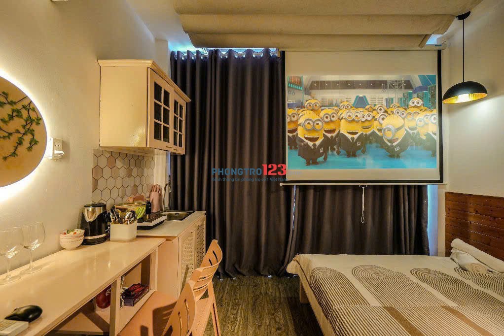 CHO THUÊ CĂN HỘ BAN CÔNG CỬA SỔ LỚN GẦN SÂN BAY TSN - CÔNG VIÊN HOÀNG VĂN THỤ