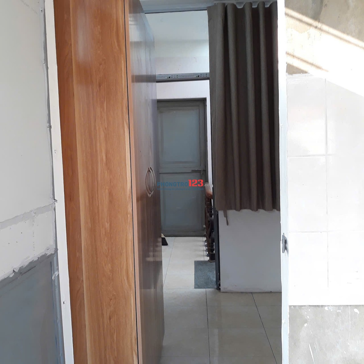 Phòng trọ Yên Hoà gần ĐH Ngoại Thương, Ngoại Giao, Thương Mại, Báo chí, Ngoại ngữ, Sư phạm, ...
