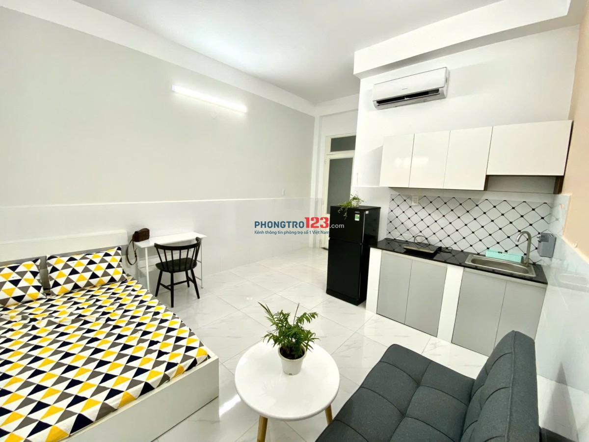 Cho Thuê Phòng Bình Thạnh Cửa Sổ Trời, Nhà thang máy, Full nội thất gần Văn Lang, UTH