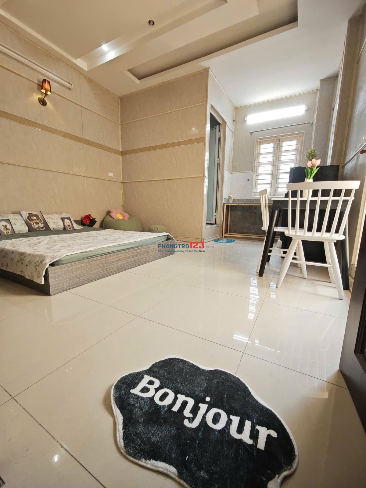 Cho Thuê Căn Hộ Studio Cửa Sổ Full Nội Thất , Ngay Hoà Hưng - Gần UEH, Toà Nhà Viettel