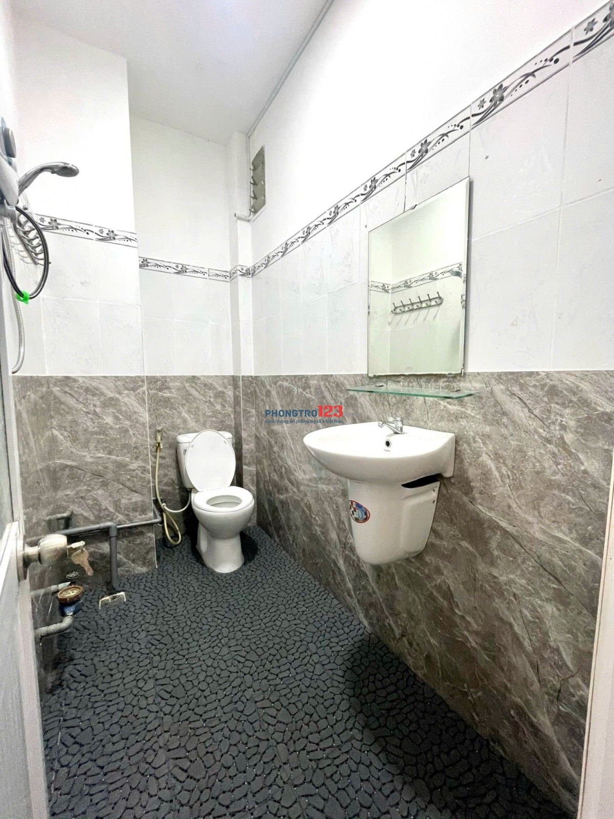CHO THUÊ STUDIO CỰC HOT CÓ GIẾNG TRỜI - CỬA SỔ THÔNG THOÁNG NẰM NGAY ĐƯỜNG TRẦN NÃO, AN KHÁNH,Q2