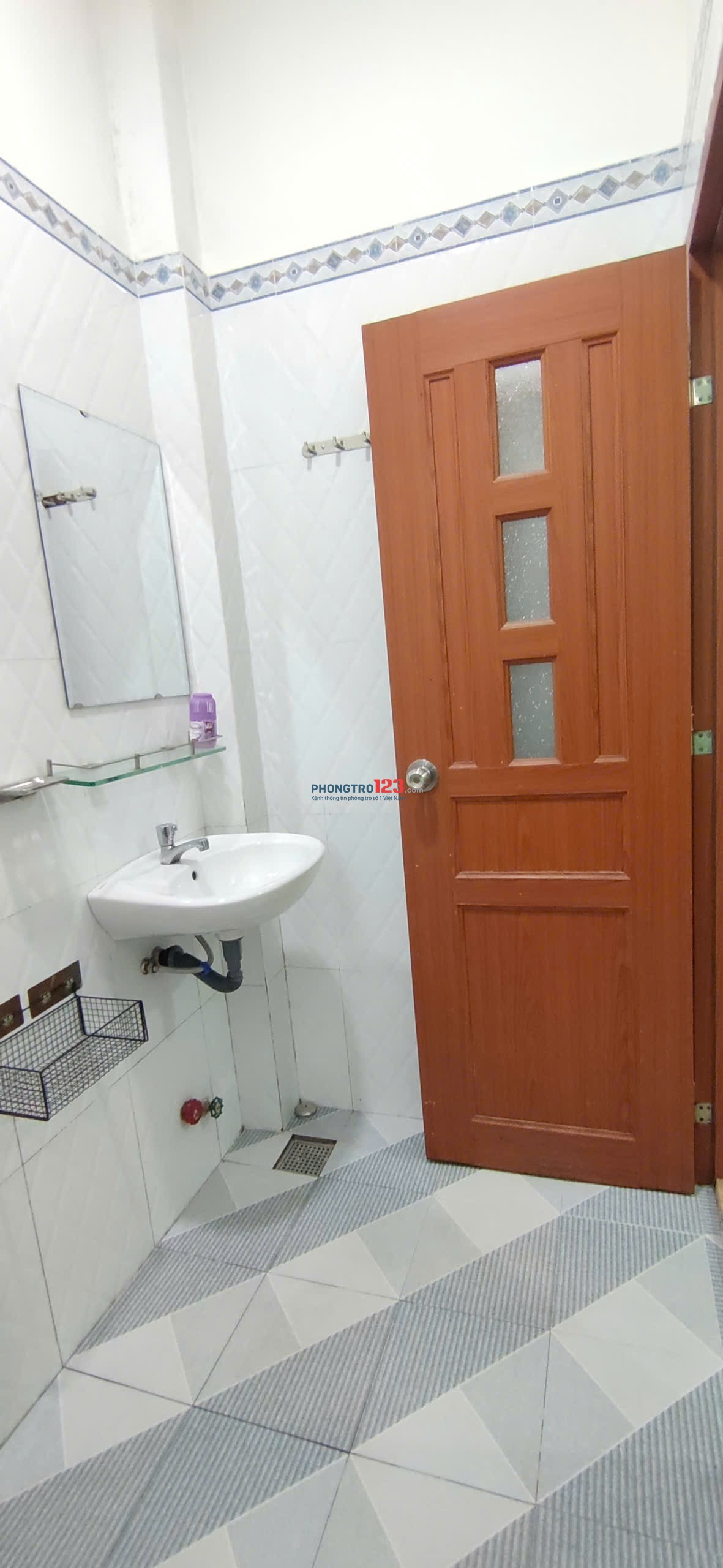 Cho nữ thuê phòng trọ khu vực q1