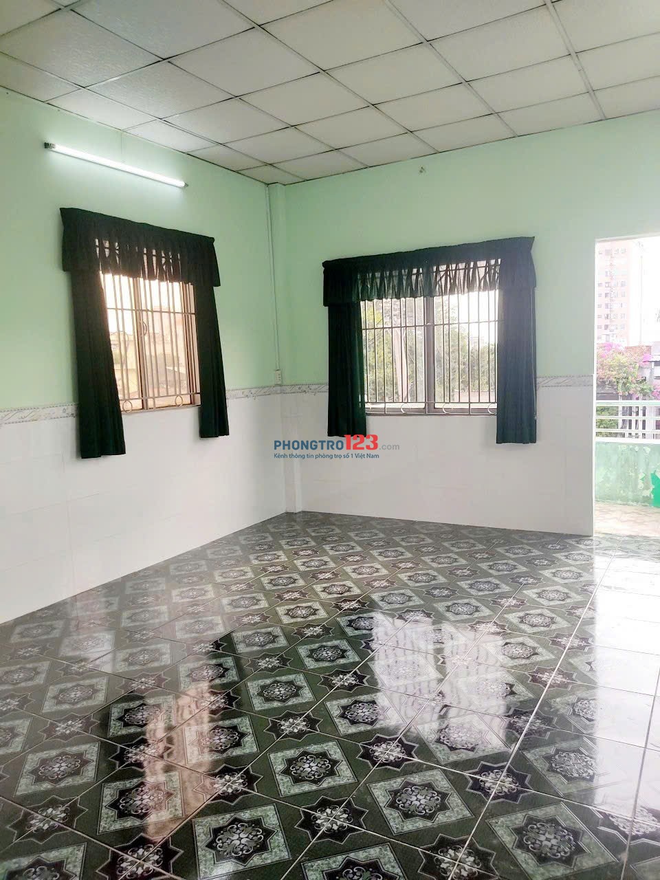 Cho Nữ Thuê Phòng Ngay ĐH Ngoại Thương Có Ban Công Full Nội Thất
