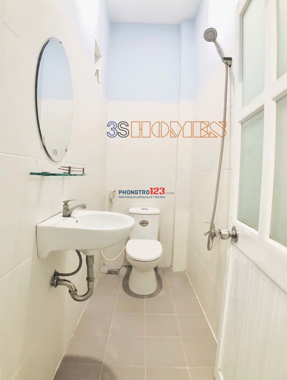 Cho Thuê Phòng 1PN Tách Bếp 32m2 - Có Ban Công - Gần Ngã Tư Hàng Xanh