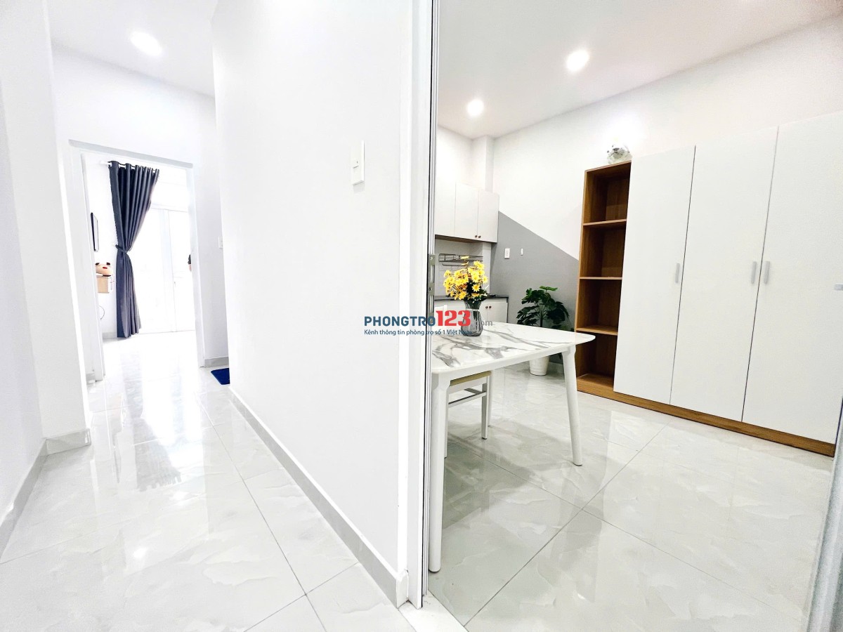 CĂN HỘ FULL NỘI THẤT BAN CÔNG, MÁY GIẶT RIÊNG - LÝ THƯỜNG KIỆT, TÂN BÌNH - GẦN SÂN BAY, ĐH BKU, VHU