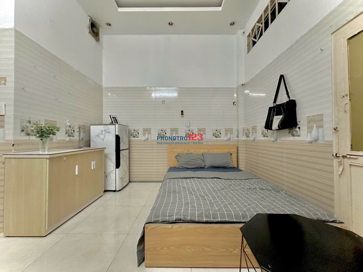 Cho thuê phòng ngay Điện Biên Phủ Q10 gần ĐH Kinh Tế TPHCM - ĐH Y Khoa PNT 25m2 đầy đủ nội thất