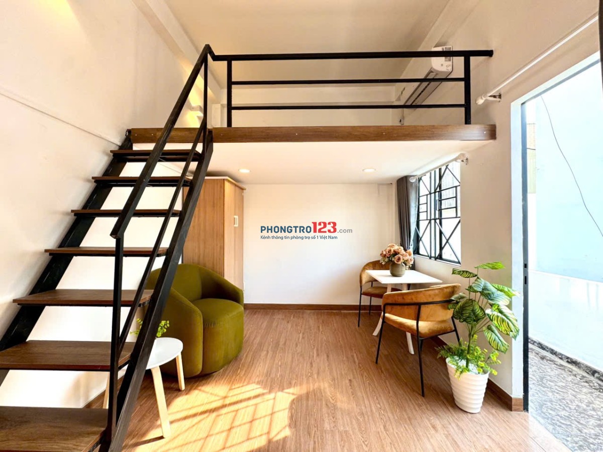 CHO THUÊ CĂN DUPLEX BAN CÔNG FULL NỘI THẤT MÁY GIẶT RIÊNG NGAY BẮC HẢI Q10