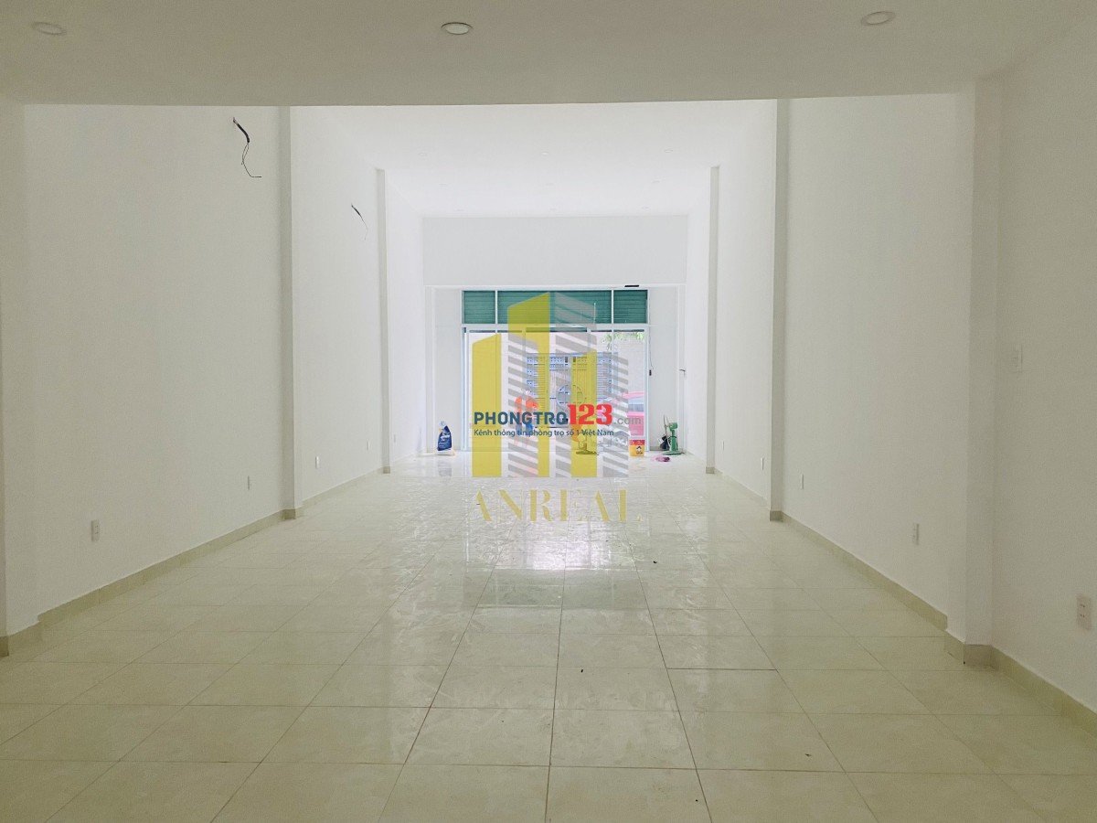 Cho Thuê Nhà Cấp 4 Trong Suốt 4x20m, Có Gác – Giá 17 Triệu