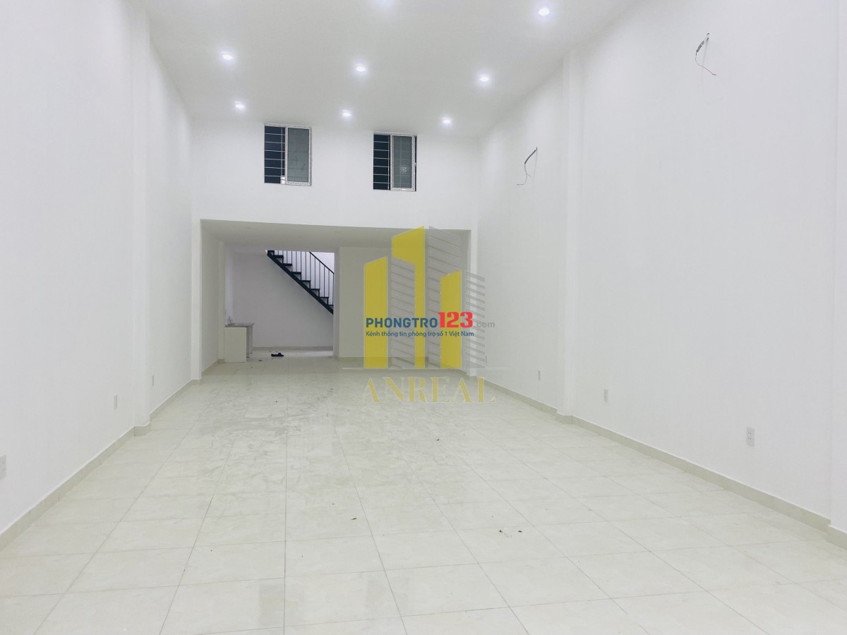 Cho Thuê Nhà Cấp 4 Trong Suốt 4x20m, Có Gác – Giá 17 Triệu