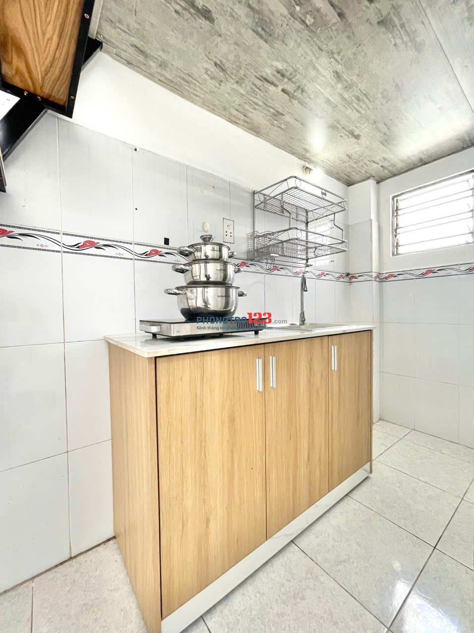 Ở NGAY PHÒNG THOÁNG FULL NỘI THẤT, ĐI BỘ SANG ĐH VĂN HIẾN