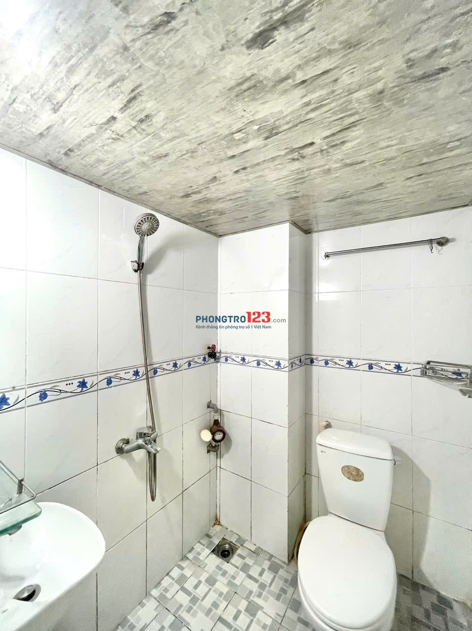 Ở NGAY PHÒNG THOÁNG FULL NỘI THẤT, ĐI BỘ SANG ĐH VĂN HIẾN