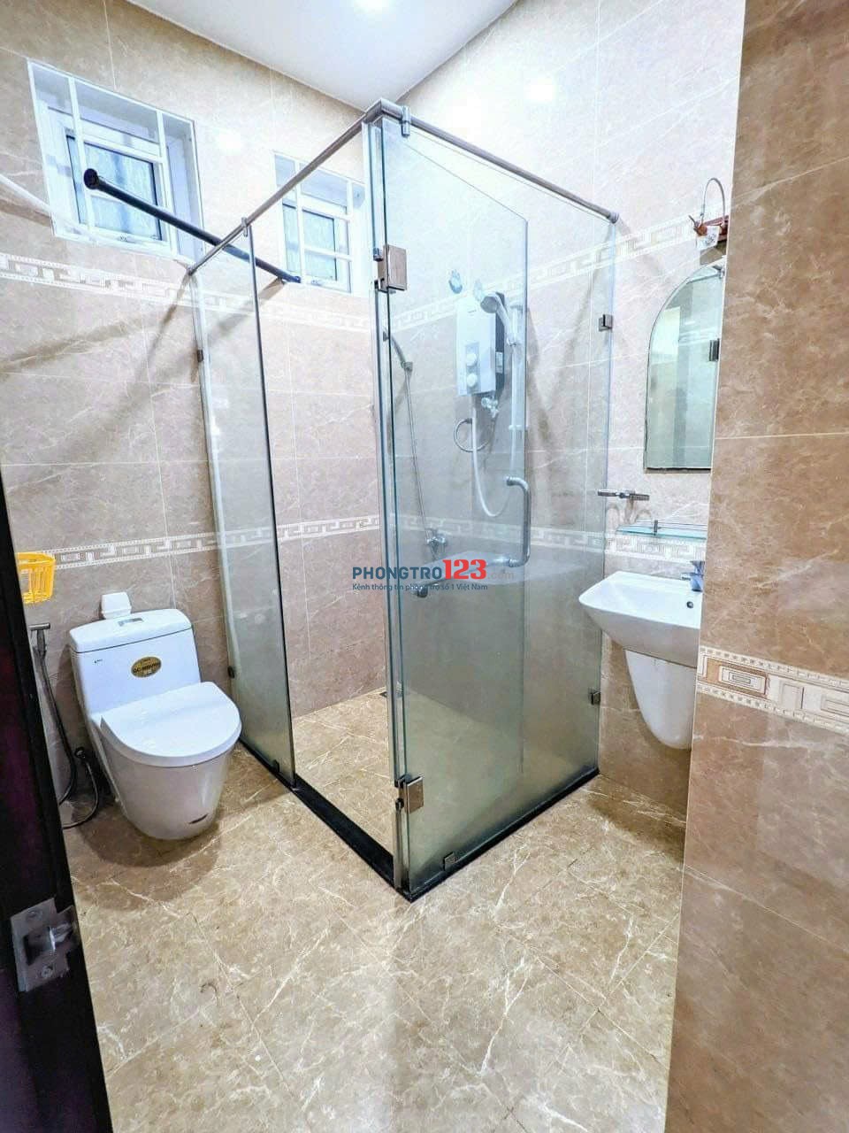 Cho Thuê Căn Hộ 2PN + Ban Công Tách Bếp 50m2 - Phan Xích Long ️
