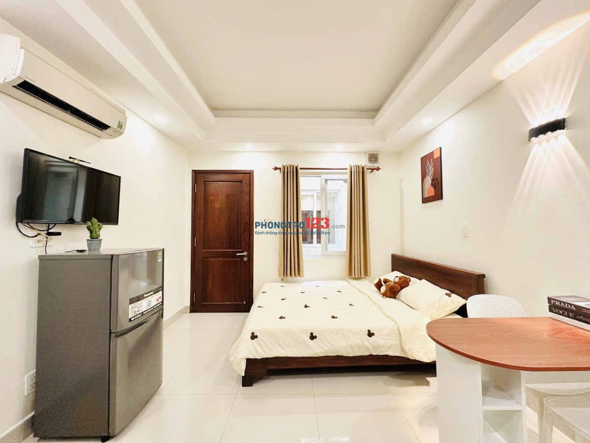 Căn hộ dịch vụ Bạch Đằng Tân Bình – gần sân bay, ĐH Tài chính Marketing, Văn Lang, tiện nghi cao cấp
