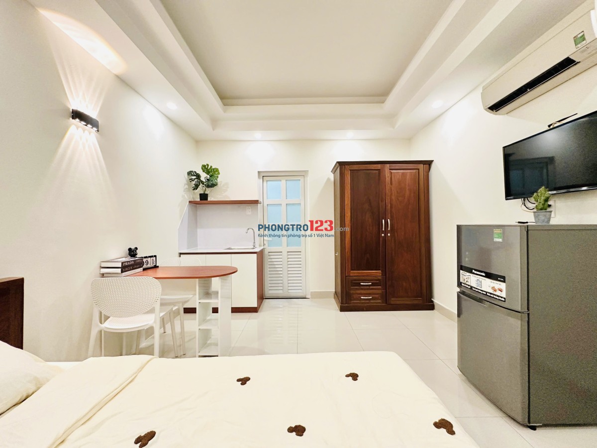 Căn hộ dịch vụ Bạch Đằng Tân Bình – gần sân bay, ĐH Tài chính Marketing, Văn Lang, tiện nghi cao cấp