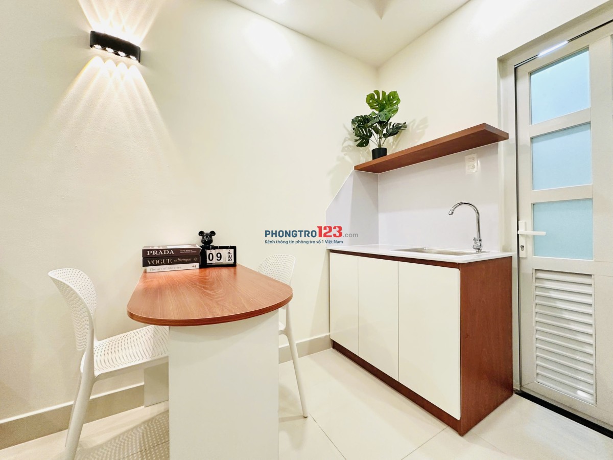 Căn hộ dịch vụ Bạch Đằng Tân Bình – gần sân bay, ĐH Tài chính Marketing, Văn Lang, tiện nghi cao cấp