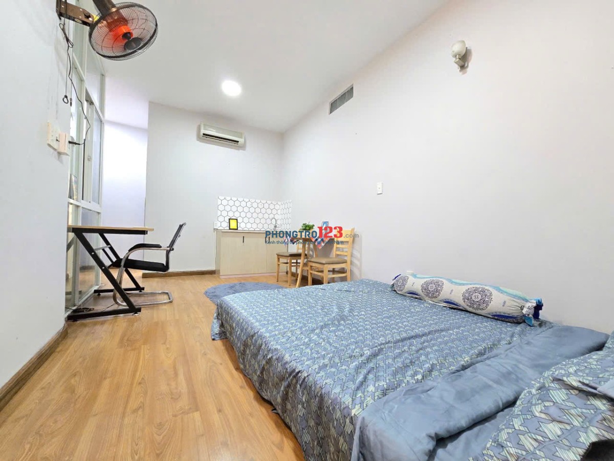 Cho thuê phòng gần ĐH Kiến Trúc Q3 đường Lý Chính Thắng 25m2 chỉ 500m tới Cầu Kiệu, đầy đủ nội thất