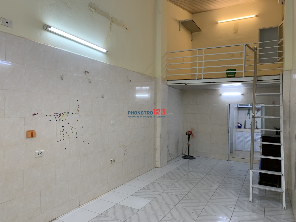 Cho thuê nhà 40m2 phố Đốc Ngữ, Ba Đình, HN (Chính chủ)