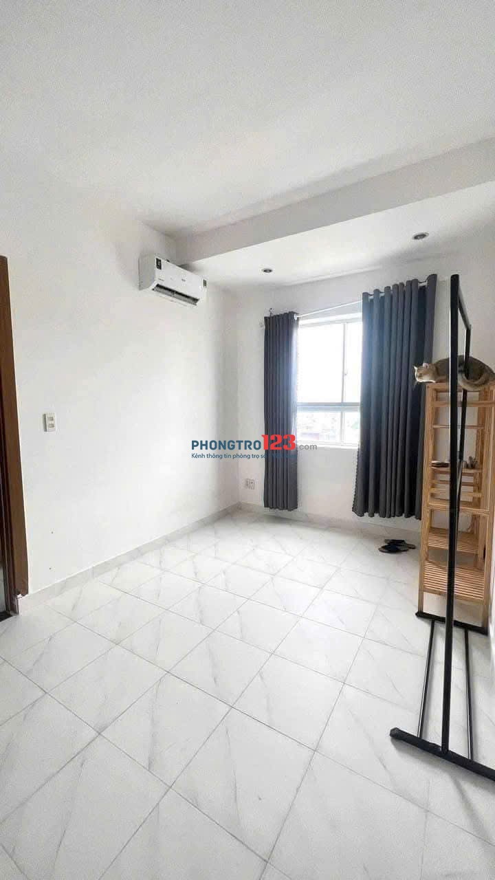 Chung cư Sài Gòn Tower, Thoại Ngọc Hầu, TP: 65m2, 2p ngủ, 2wc 8tr/th