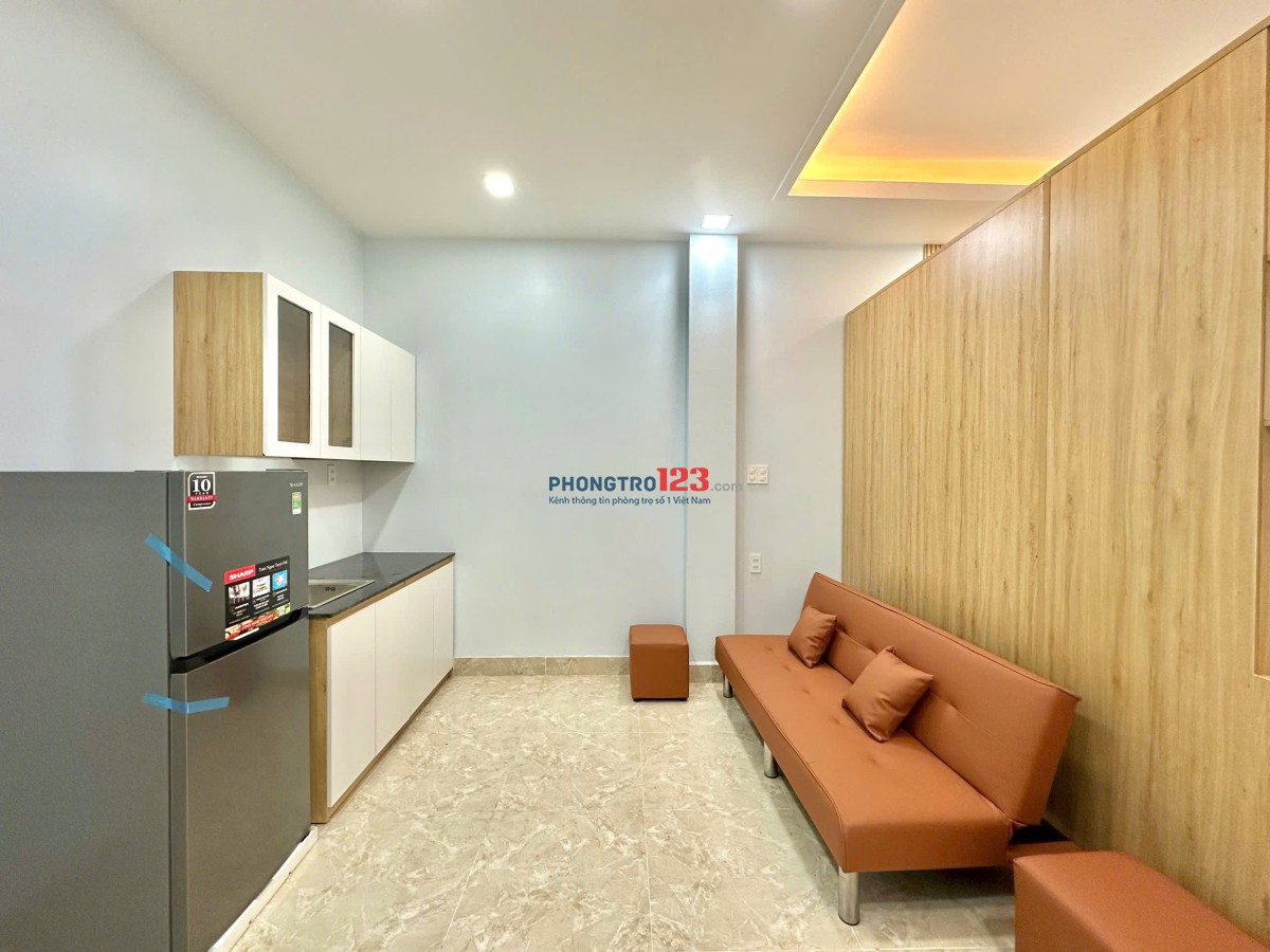 CĂN HỘ FULL NỘI THẤT CỬA SỔ VÀ BAN CÔNG LỚN Ở NGUYỄN THIỆN THUẬT BÌNH THẠNH GIÁP Q1,Q3 - 0334998413