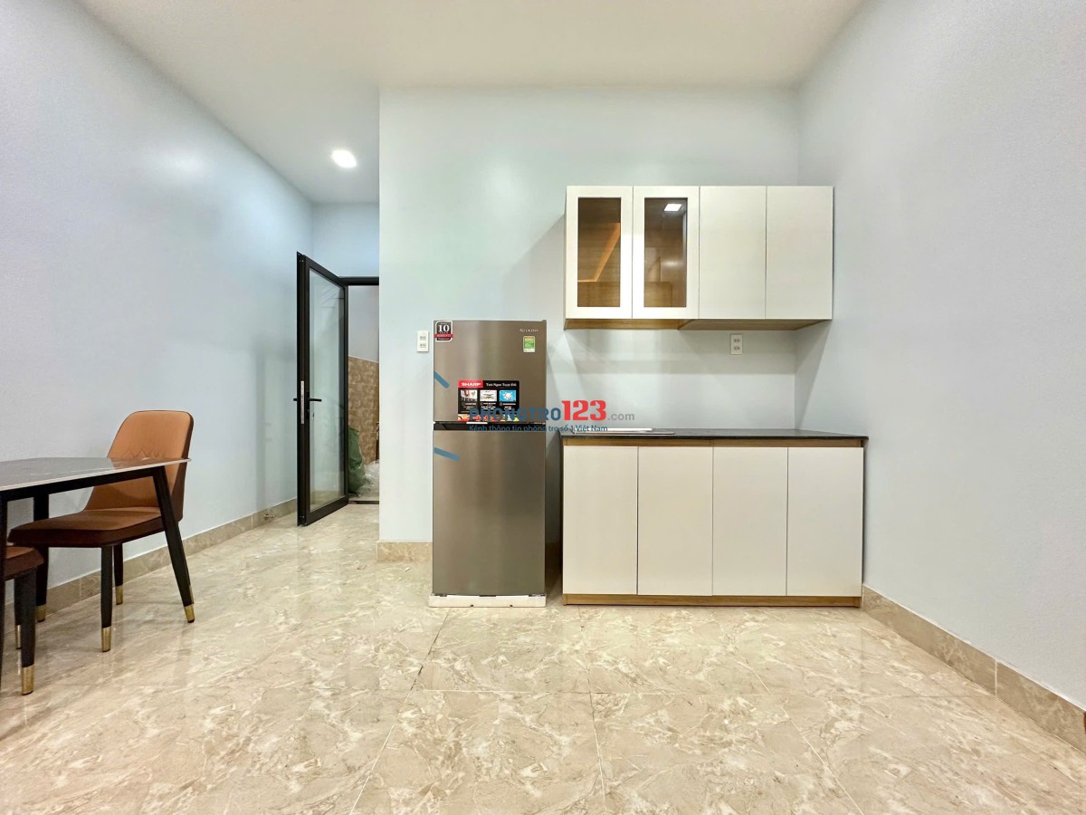 CĂN HỘ FULL NỘI THẤT CỬA SỔ VÀ BAN CÔNG LỚN Ở NGUYỄN THIỆN THUẬT BÌNH THẠNH GIÁP Q1,Q3 - 0334998413