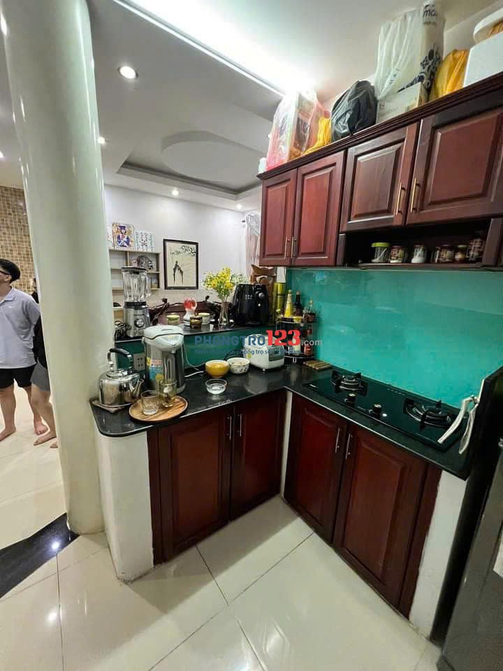 Chung cư Saigon Tower, Thoại Ngọc Hầu, TP: 85m2, 2pn 2wc ban công 8tr5