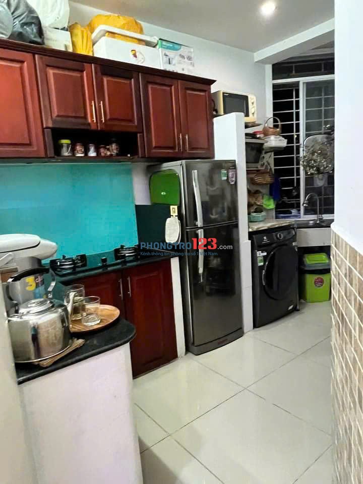 Chung cư Saigon Tower, Thoại Ngọc Hầu, TP: 85m2, 2pn 2wc ban công 8tr5