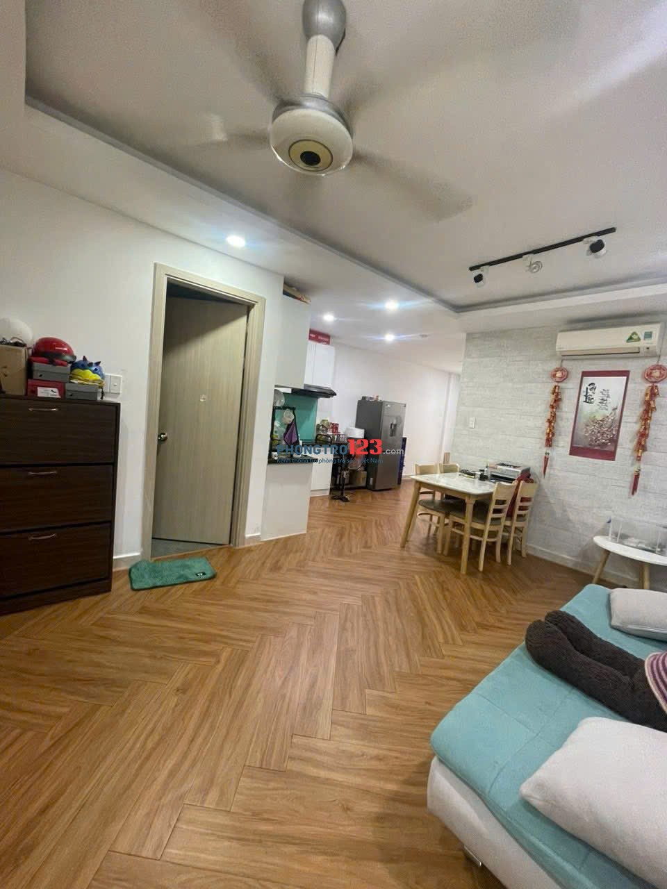 CHung cư Screc, Trường Sa, Q3: 85m2, 2p ngủ, 2wc, full nội thất, 13tr