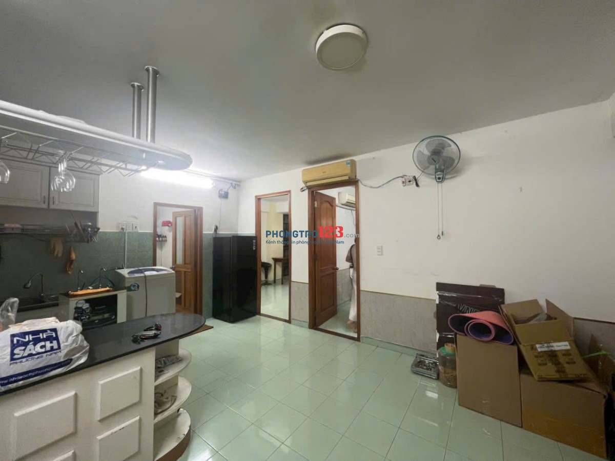 Chung cư A2 Vũ Huy Tấn, P3, Bình Thạnh: 60m2, 2p ngủ, NTCB, 9tr/th
