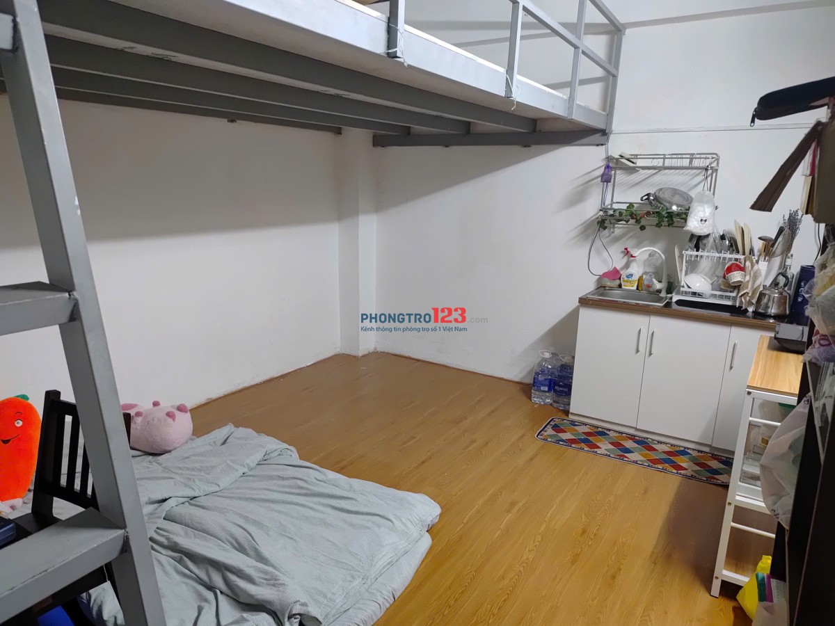 Tìm người ở ghép khu vực Tân Bình, giá 1tr750/người (chưa tính điện nước wifi)