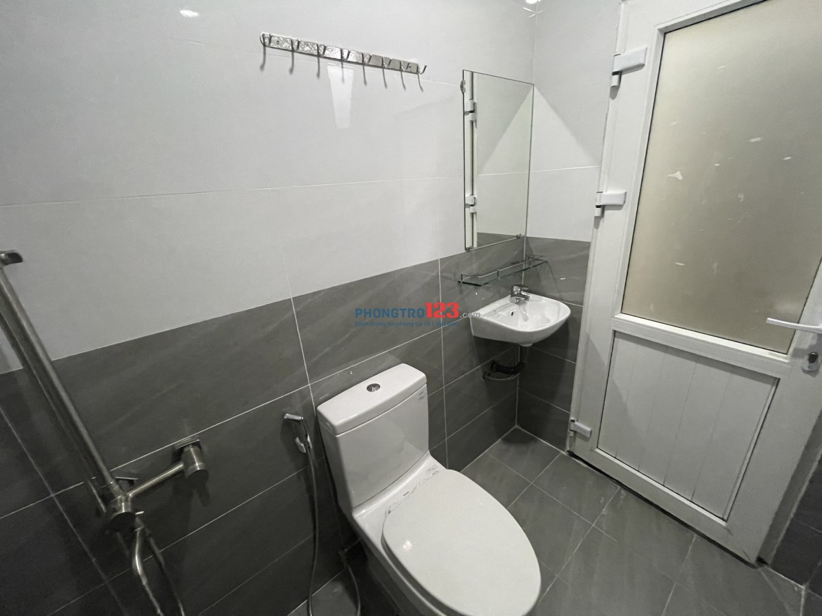 Phòng đẹp 3,5tr đường B4 làng Đại Học Trần Thị Liền