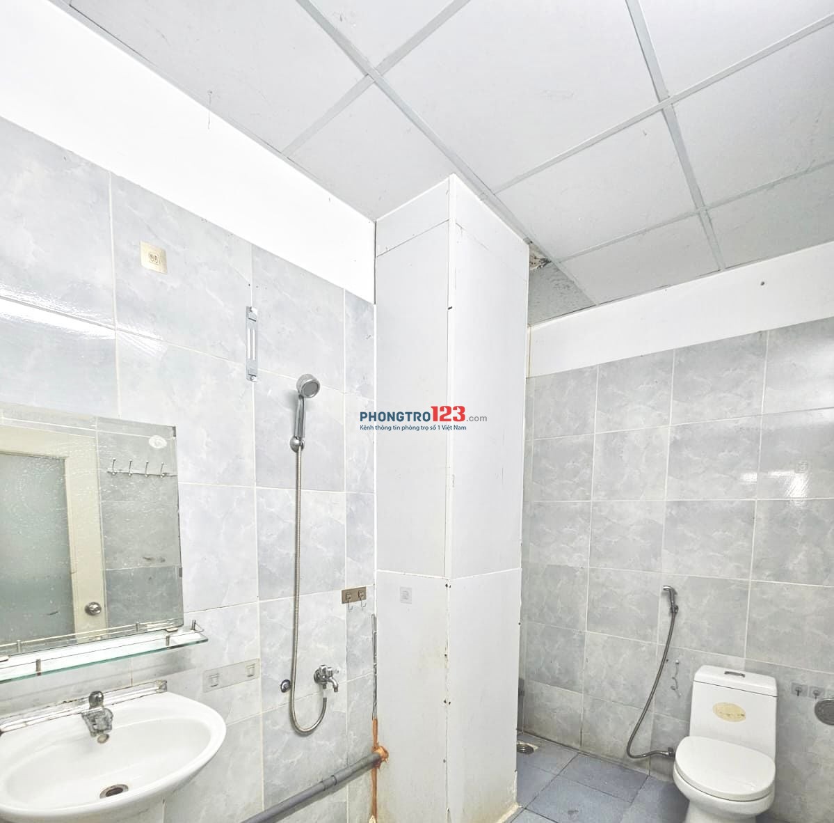Chính chủ cho thuê căn hộ dịch vụ Lakeview City - Quận 2