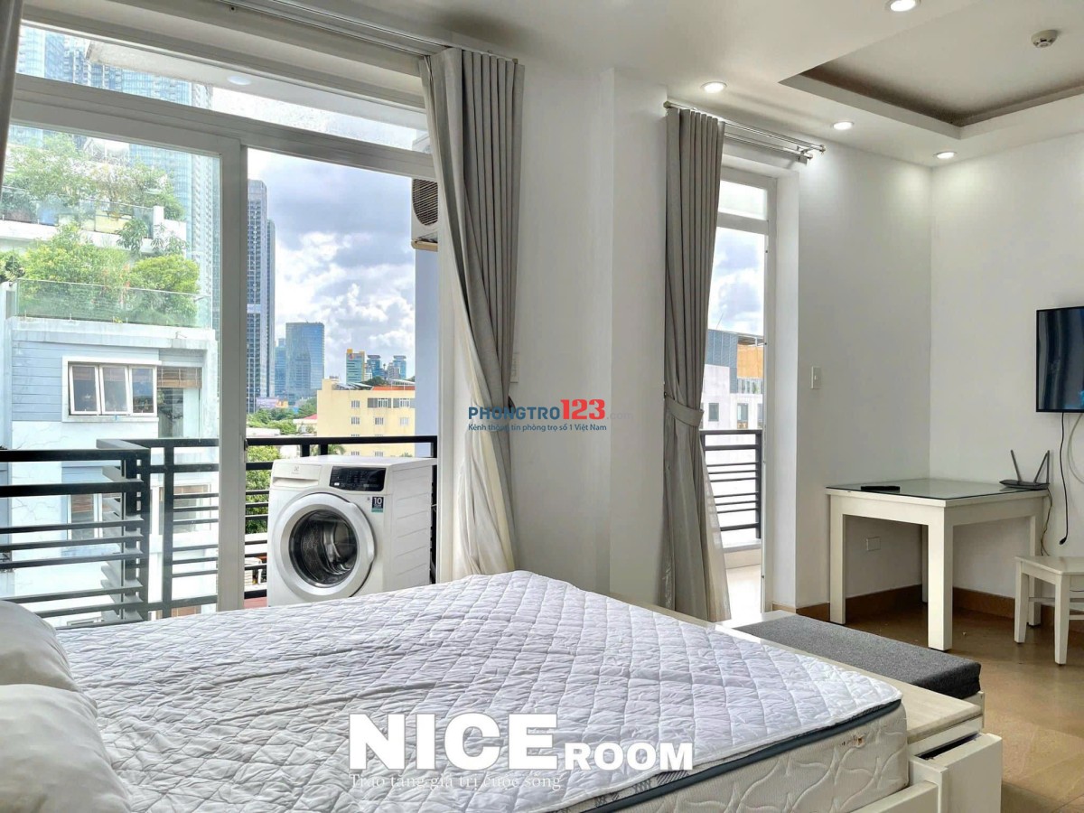CHO THUÊ CĂN HỘ DỊCH VỤ CỬA SỔ BAN CÔNG VIEW ĐẸP PHÒNG RỘNG SÁT PHÚ NHUẬN QUẬN 1 VÀ CÁC ĐẠI HỌC