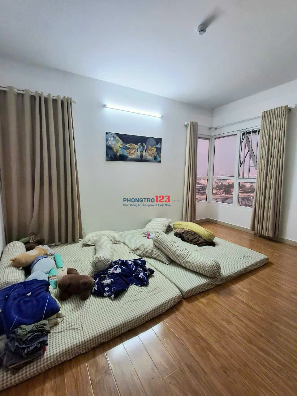 CHO THUÊ CHUNG CƯ DT 81m2, 2PN, 2 WC