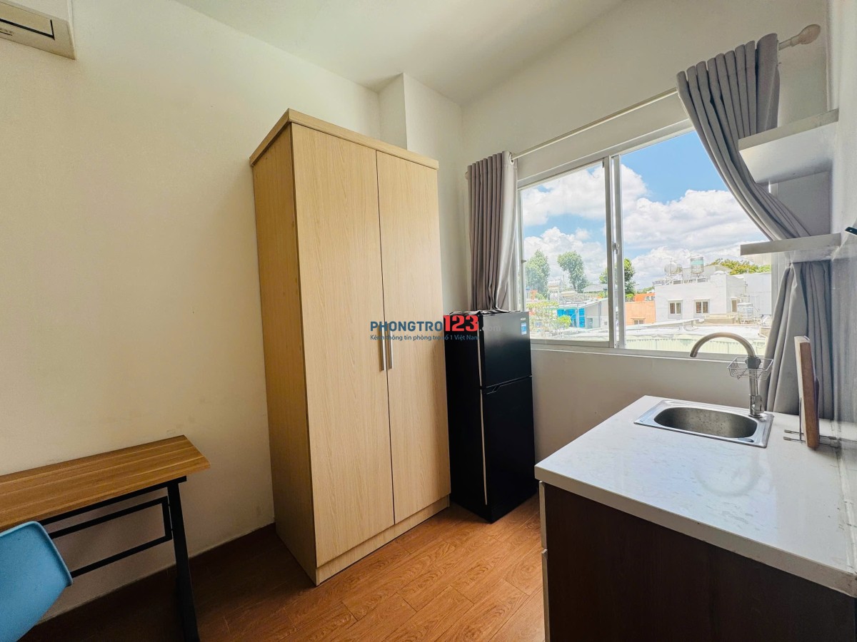CHO THUÊ PHÒNG STUDIO SIÊU SANG CỬA SỔ SIÊU THOÁNG THANG MÁY GẦN CHỢ TÂN ĐỊNH,CÔNG VIÊN LÊ VĂN TÁM,