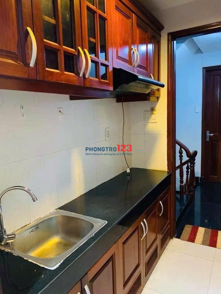 Cho thuê phòng tách bếp ở Đỗ Quang Đẩu quận 1 gần CV Lê Văn Tám, Bùi Viện, ĐH Mở, ĐH Kinh Tế UEH