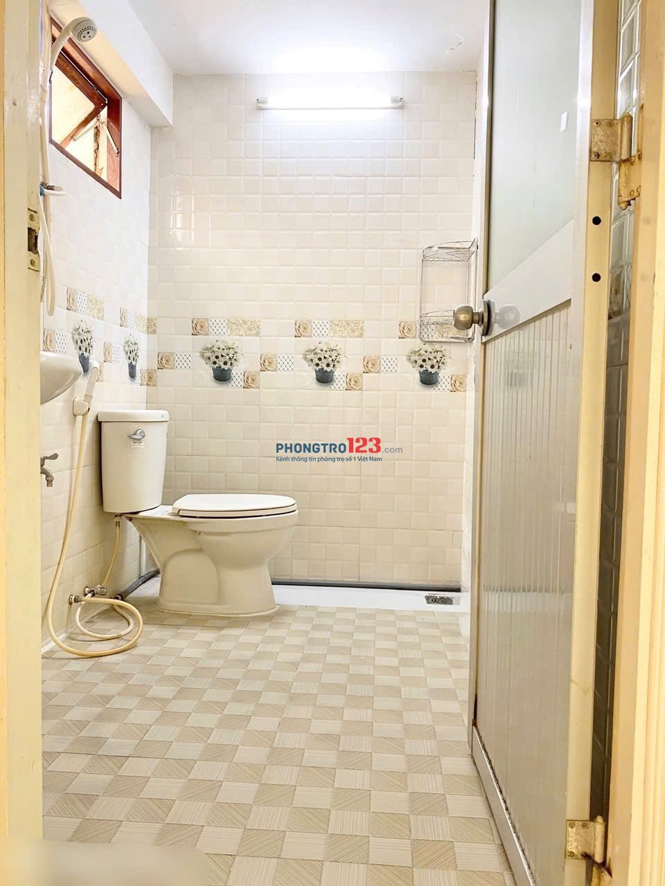 Cho thuê phòng ban công Trần Thiện Chánh quận 10 gần gần ĐH Huflit, ĐH Kinh Tế, Vạn Hạnh Mall, 3/2