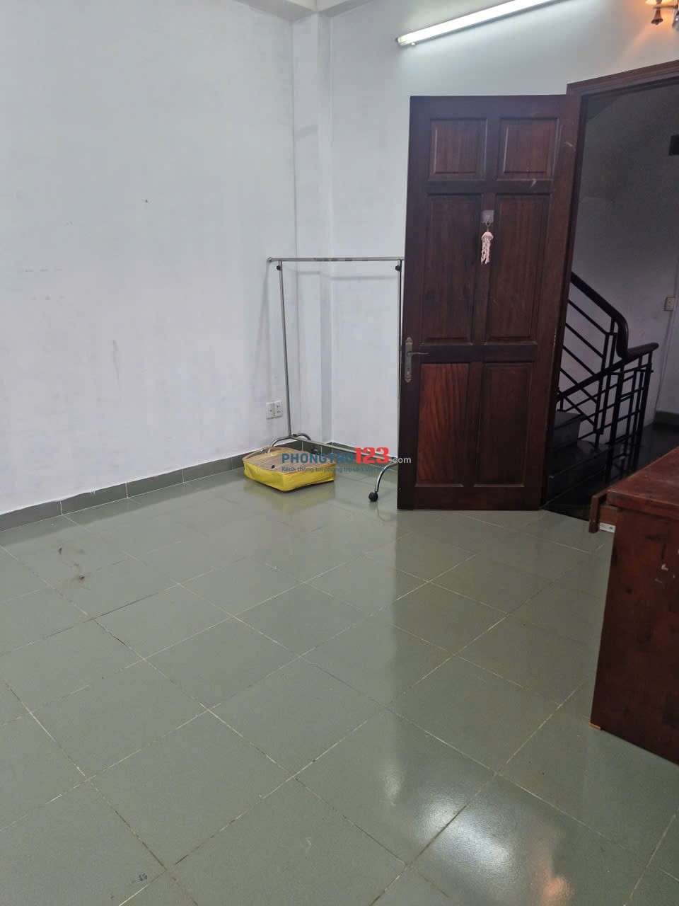 CHO NỮ SINH VIÊN THUÊ PHÒNG – TRUNG TÂM QUẬN 10, TPHCM (Phường Diên Hồng)