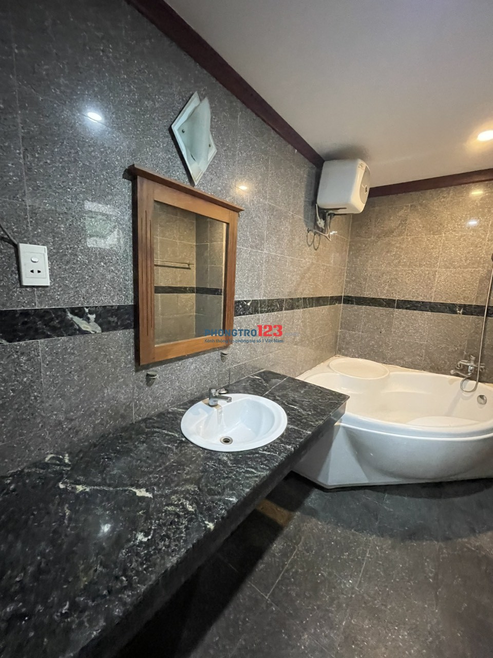 Cho thuê phòng full nội thất trong chung cư HAGL2 (783 Trần Xuân Soạn)