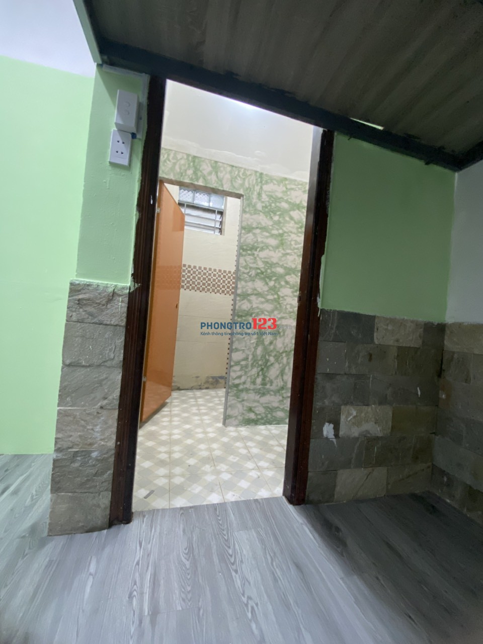 Cho thuê phòng trọ có gác, tủ lạnh ngay ĐH Văn Hiến, giá rẻ