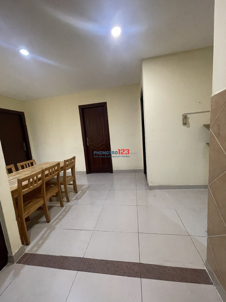 Cho NỮ thuê phòng master trong chung cư AVIEW (đối diện ĐH VHU, UEH...)
