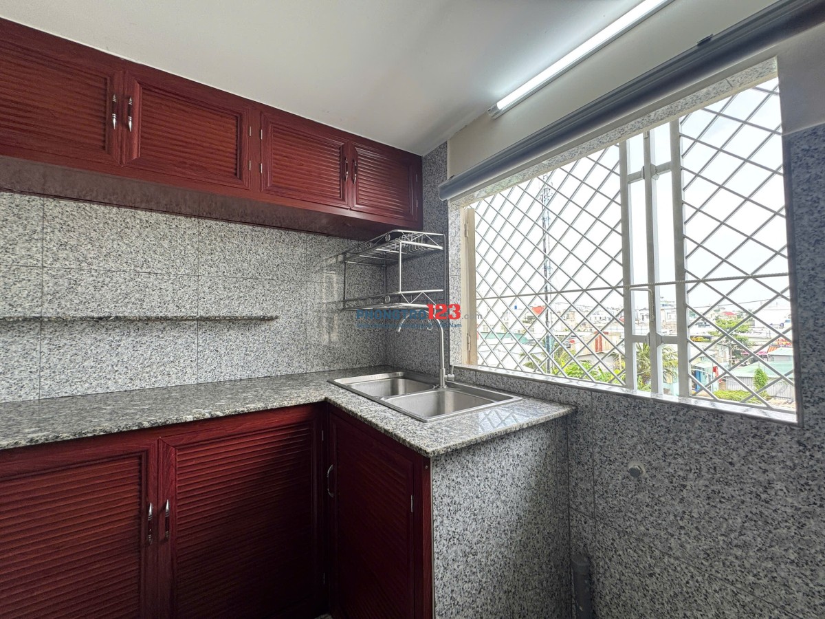 CHO THUÊ PHÒNG GIÁ RẺ - MÁY LẠNH - GÁC CAO - CỬA SỔ TRỜI NGAY ĐH NGUYỄN TẤT THÀNH - VƯỜN LÀI