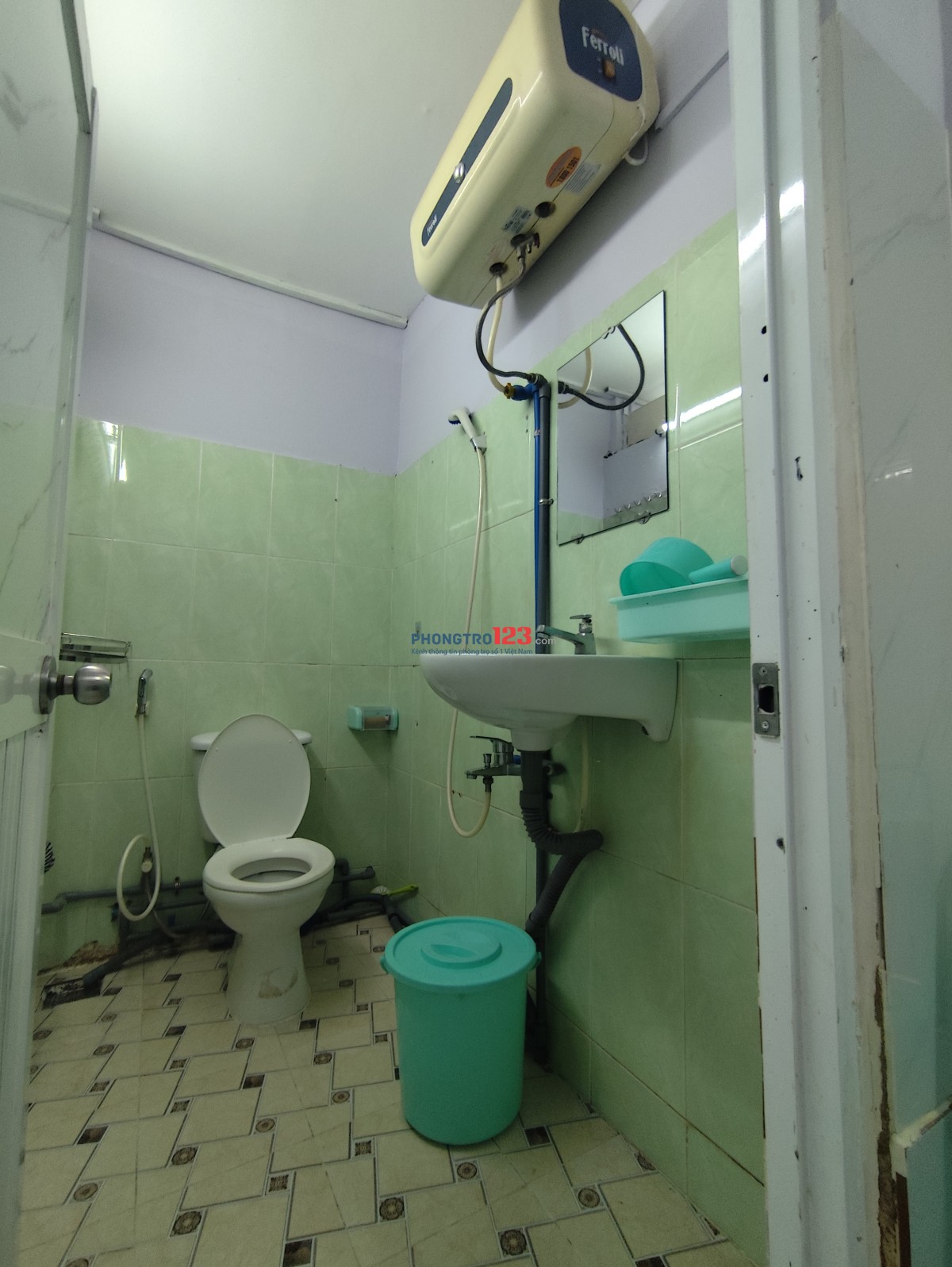 Nhà mini riêng biệt , nội thất đầy đủ, ở ngay
