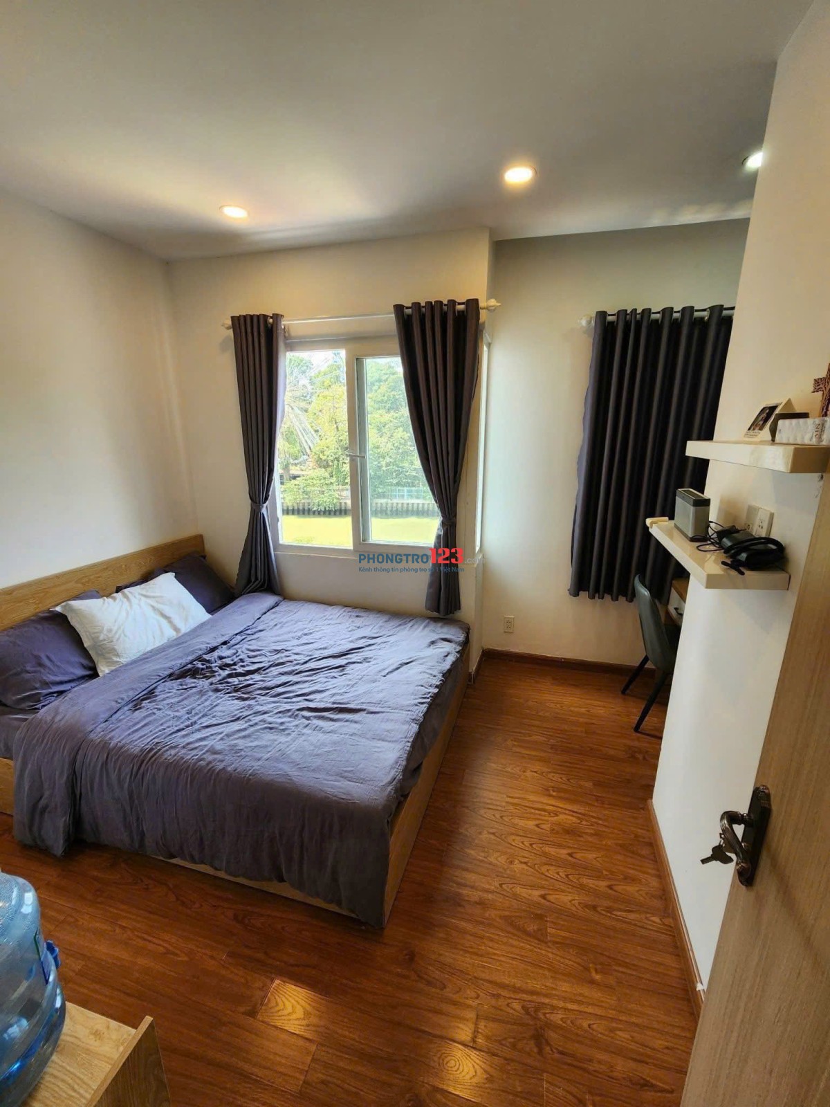 Chung cư Phan Xích Long,Phú Nhuận: 70m2-2p ngủ, Nhà Mới, 12tr/th