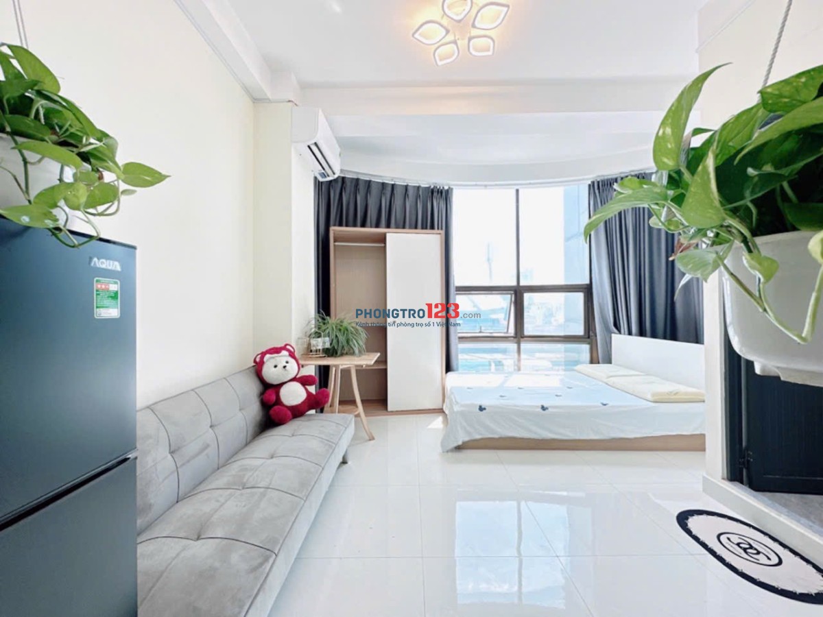 Phòng Full Nội Thất Cửa Sổ Trời Rộng 40m2 Ngay Chợ Bà Chiểu Gần Q1